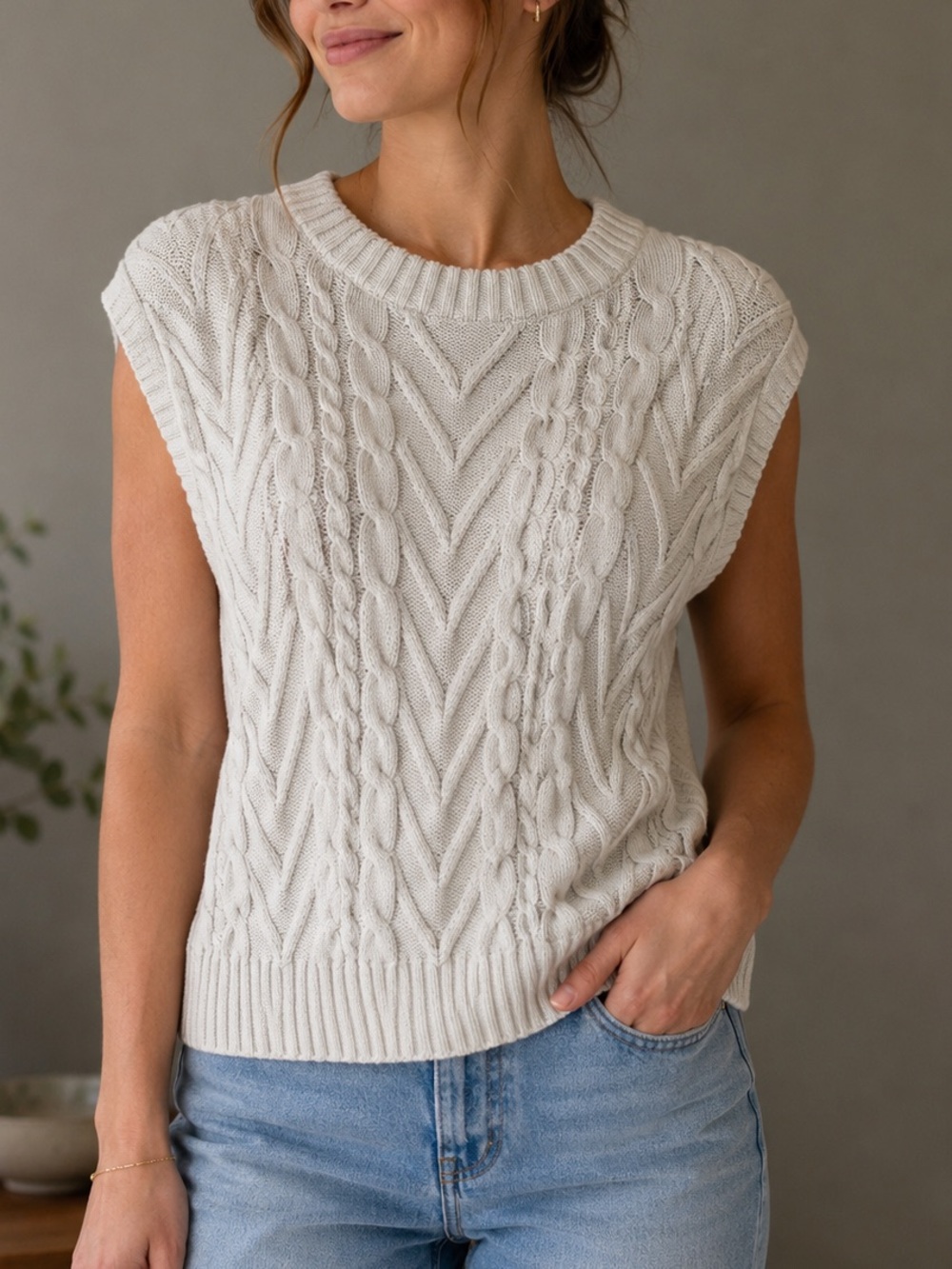 NA-KD Cream Cable Knit Sweater Vest Top Size Small Cozy Minimalist